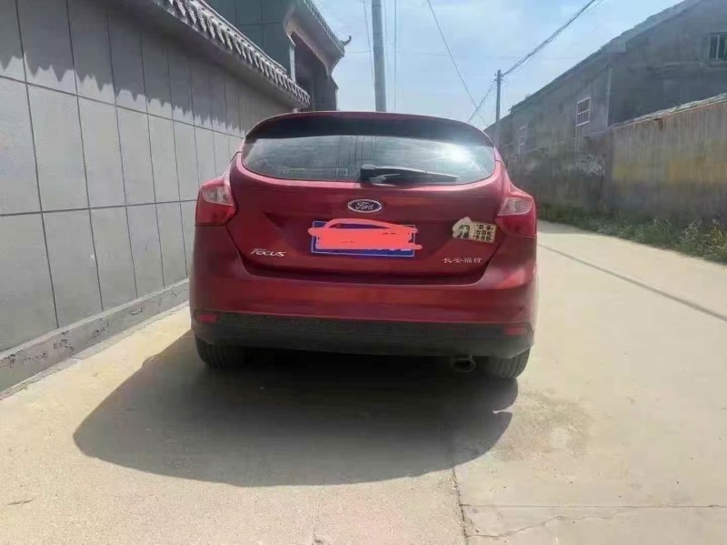 菏泽14年福特福克斯5