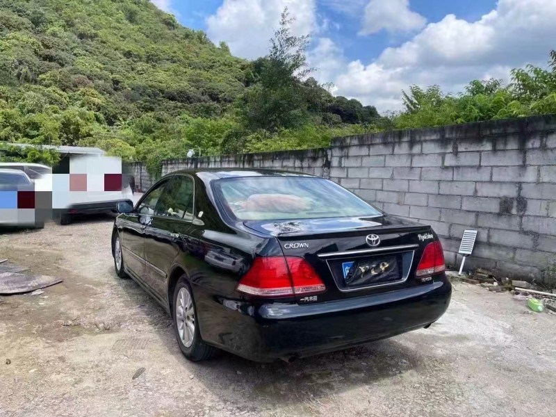 广州08年丰田皇冠5