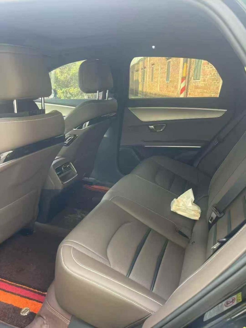 汕头23年比亚迪汉6