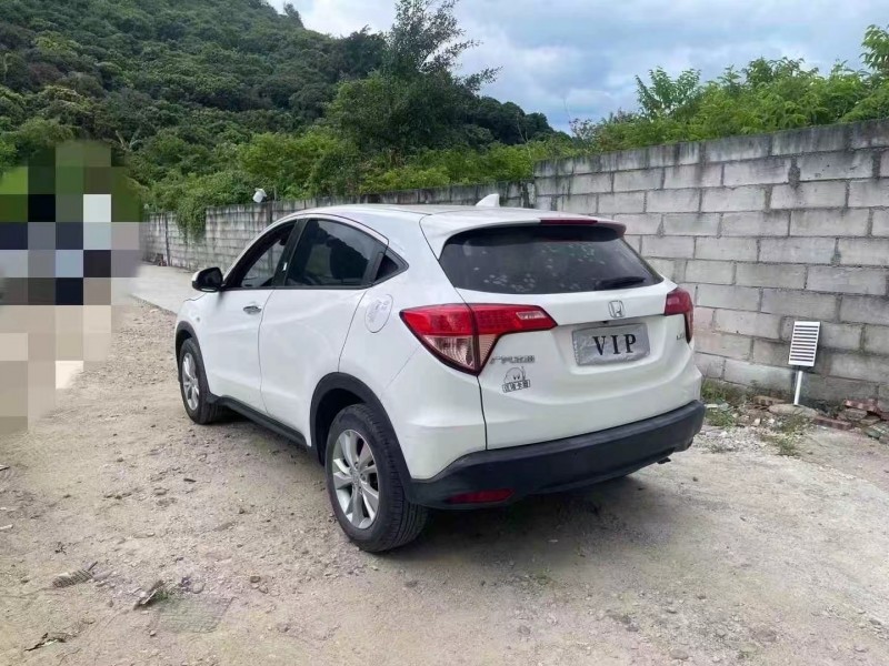 广州19年本田缤智9