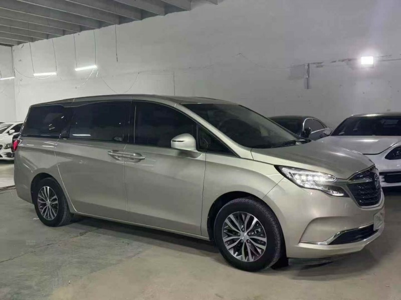 唐山22年别克GL82