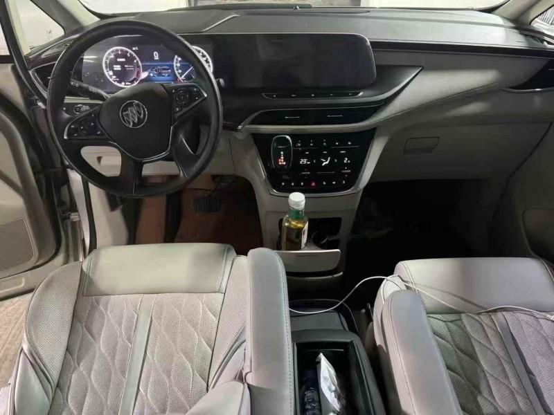 唐山22年别克GL84