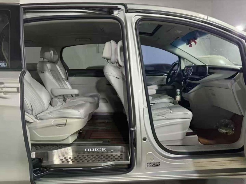 唐山22年别克GL85