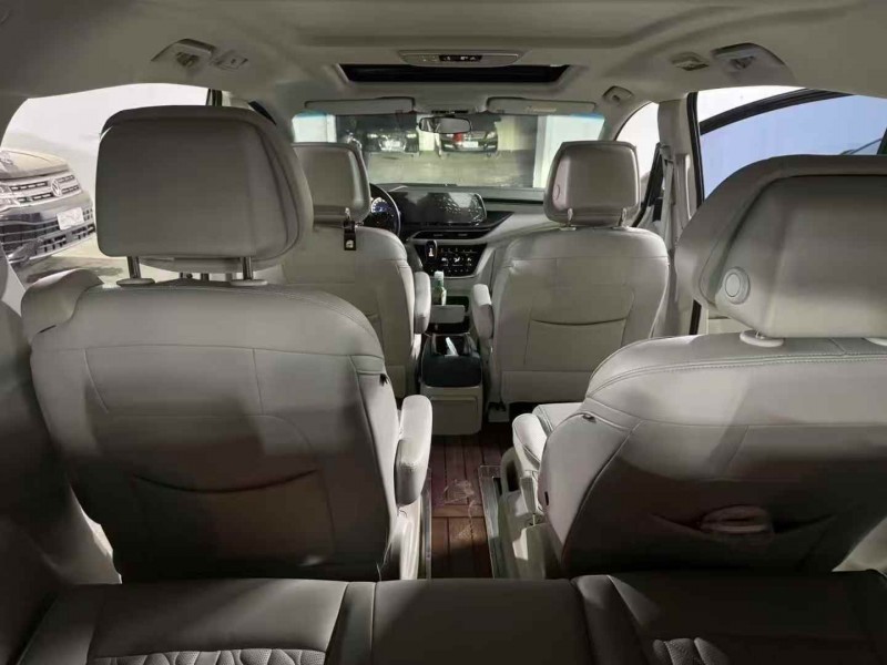 唐山22年别克GL86