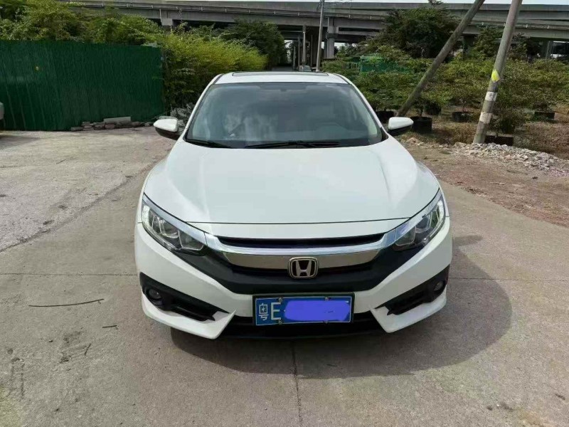 珠海19年本田思域1