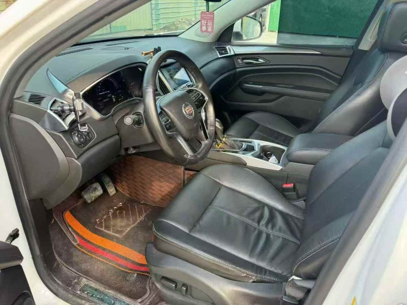 汕头16年凯迪拉克SRX5