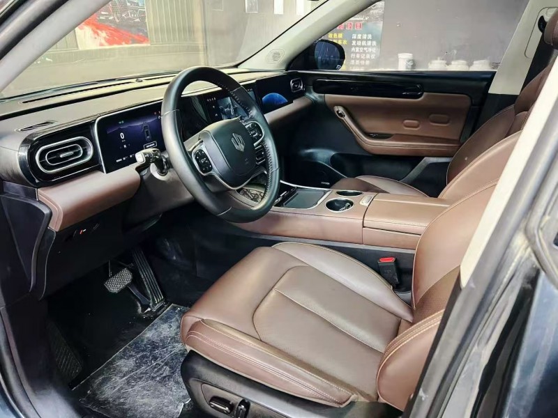 潍坊24年零跑汽车C115