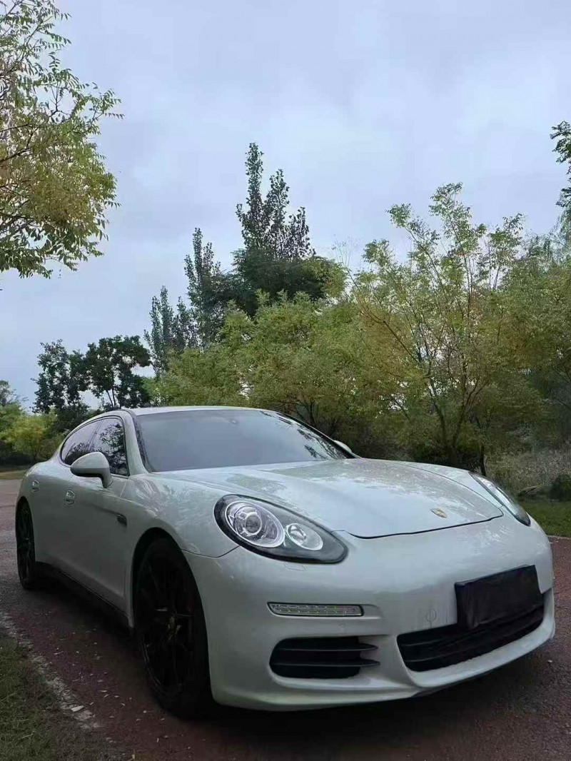 潍坊13年保时捷帕拉梅拉3