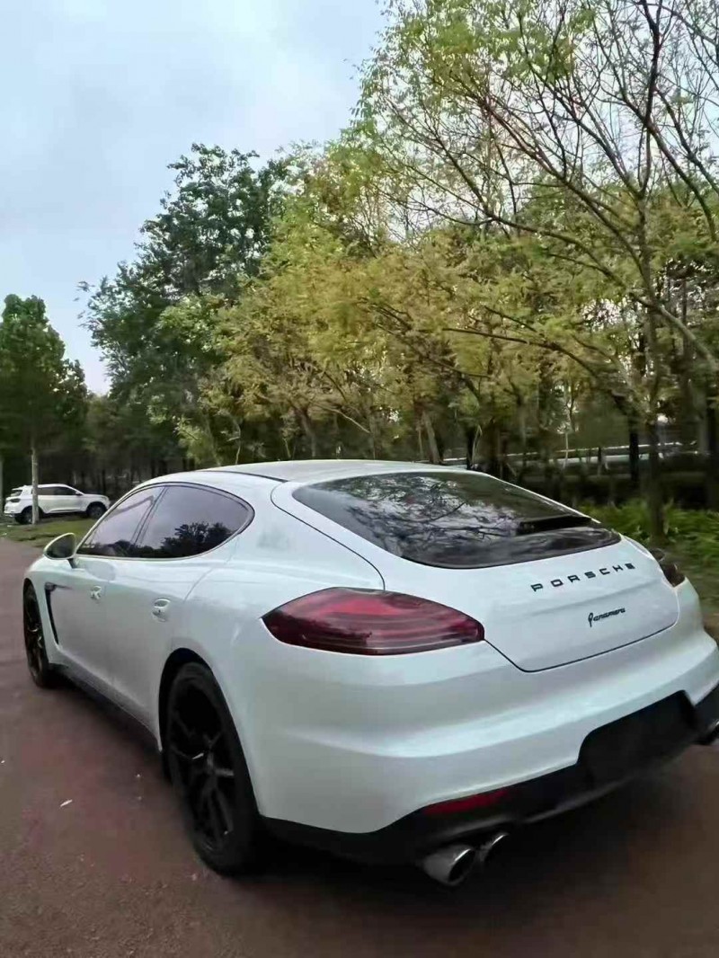 潍坊13年保时捷帕拉梅拉8