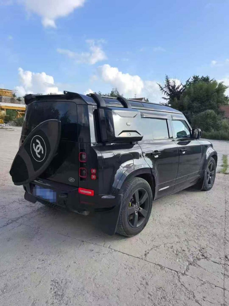 枣庄21年路虎卫士7