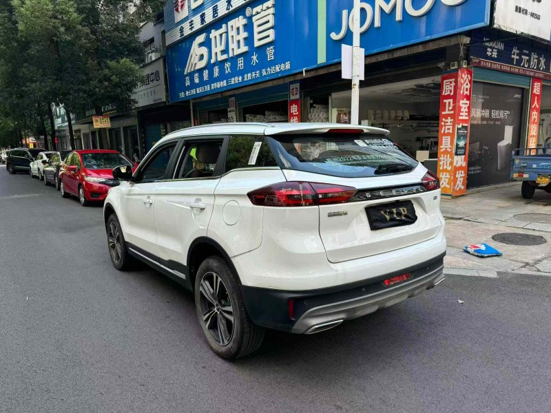 娄底22年吉利博越4