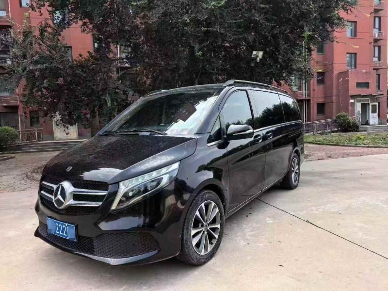 秦皇岛21年奔驰V2