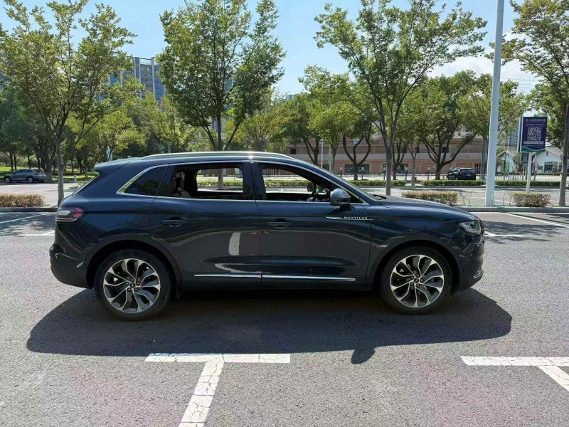 南通21年林肯航海家7