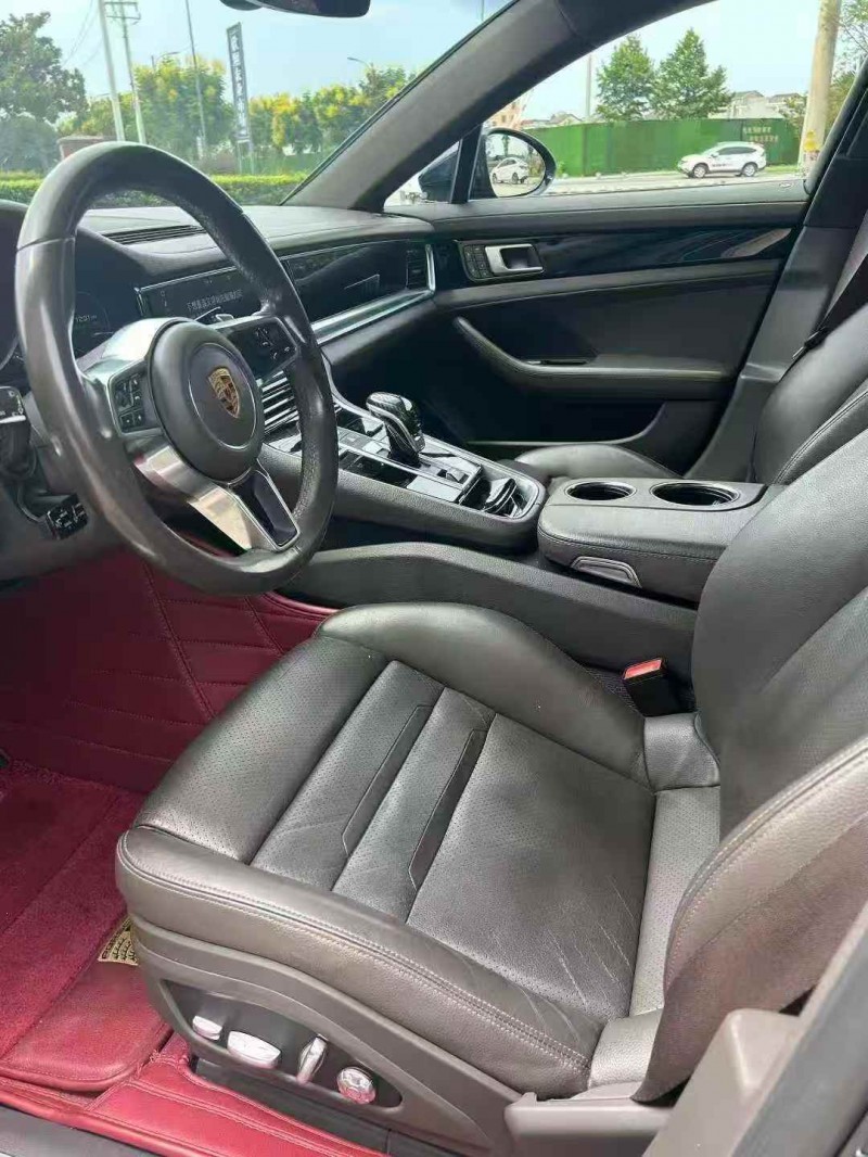 鄂州17年保时捷帕拉梅拉6