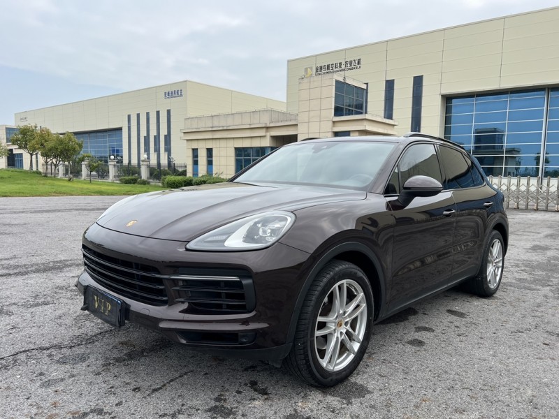 盐城20年保时捷卡宴3