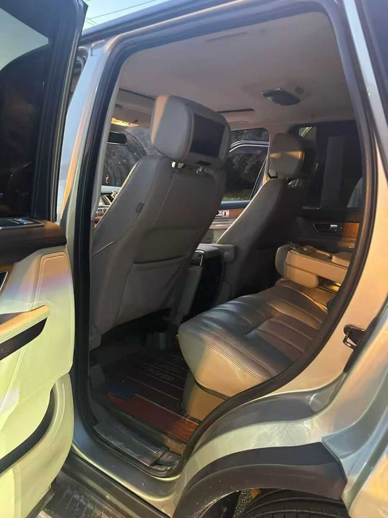 阳泉12年路虎揽胜运动3