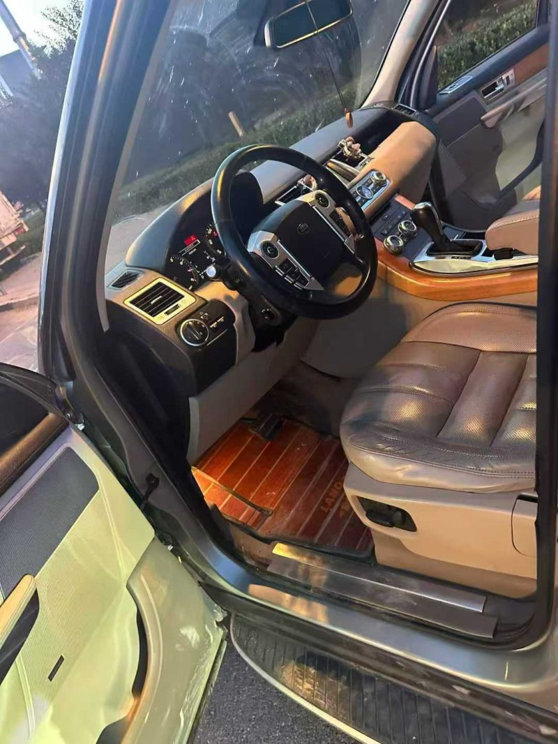 阳泉12年路虎揽胜运动4