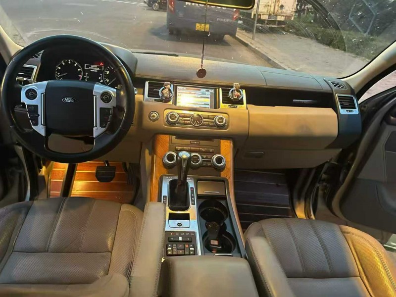 阳泉12年路虎揽胜运动5