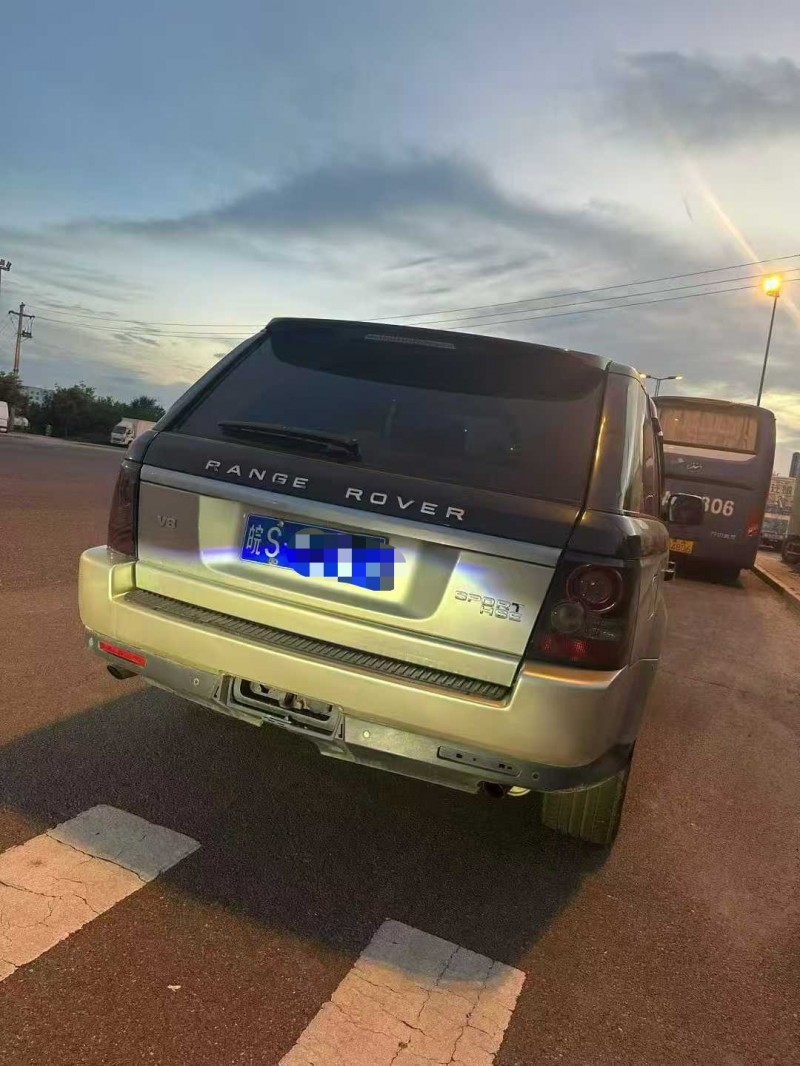 阳泉12年路虎揽胜运动7