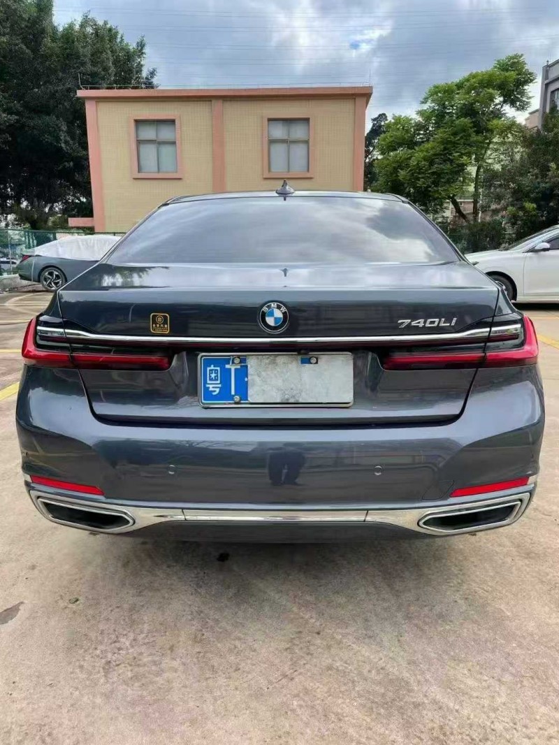 东莞20年宝马7系9