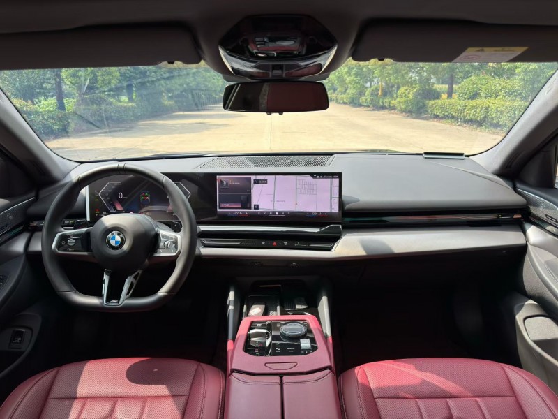 盐城24年宝马5系8