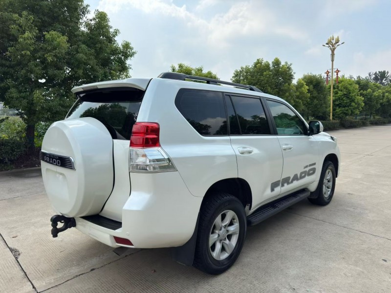 盐城12年丰田普拉多4