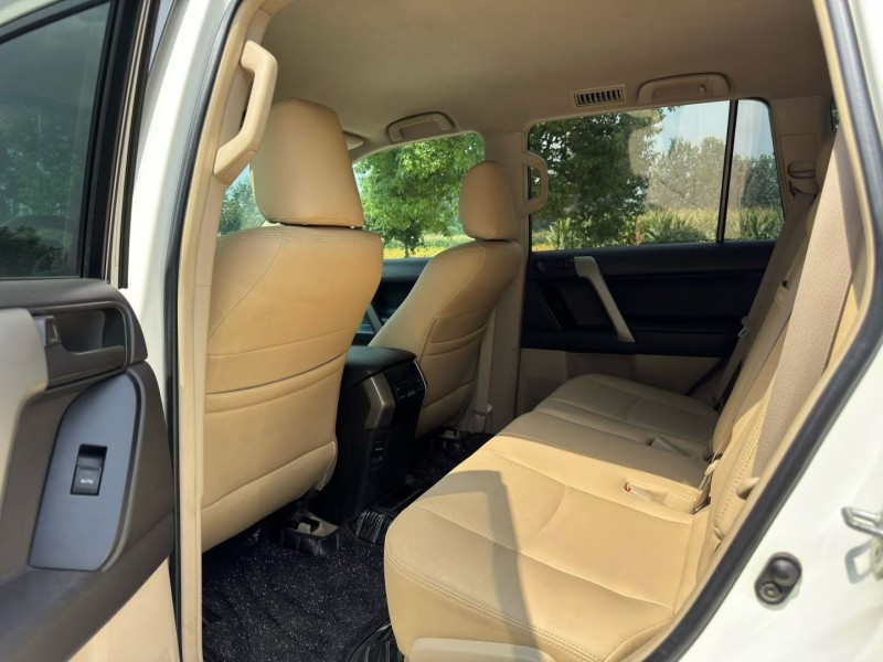 盐城12年丰田普拉多8