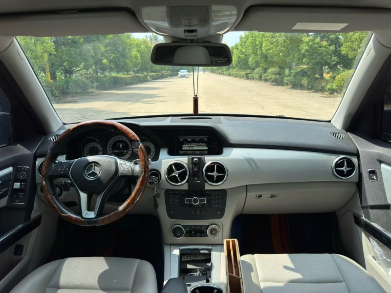 盐城13年奔驰GLK9