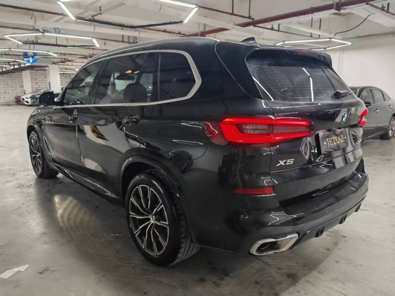 广州23年宝马X58