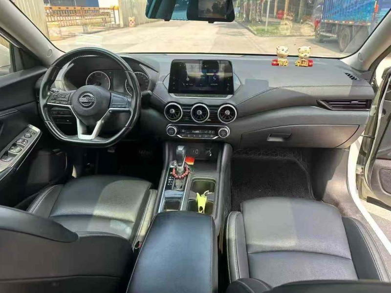 中山20年日产轩逸5