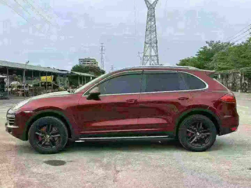 中山12年保时捷卡宴8