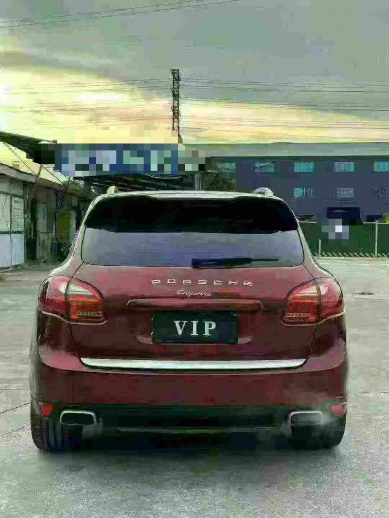 中山12年保时捷卡宴9