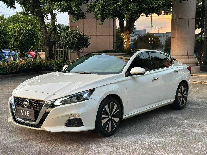 中山22年日产天籁3