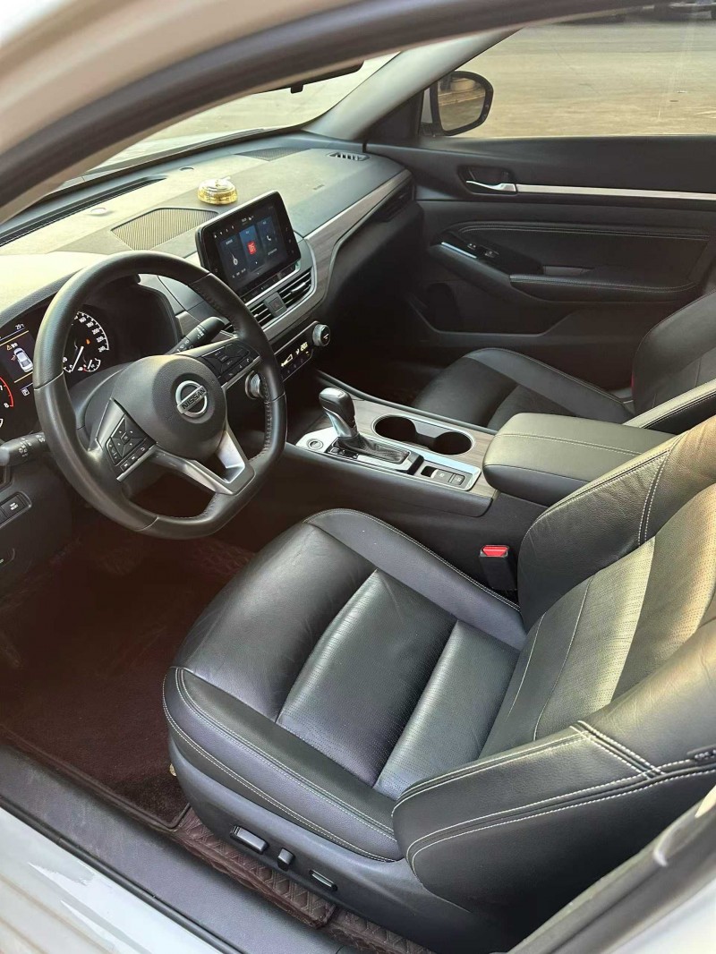 中山22年日产天籁4