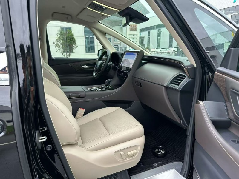 徐州25年丰田埃尔法6