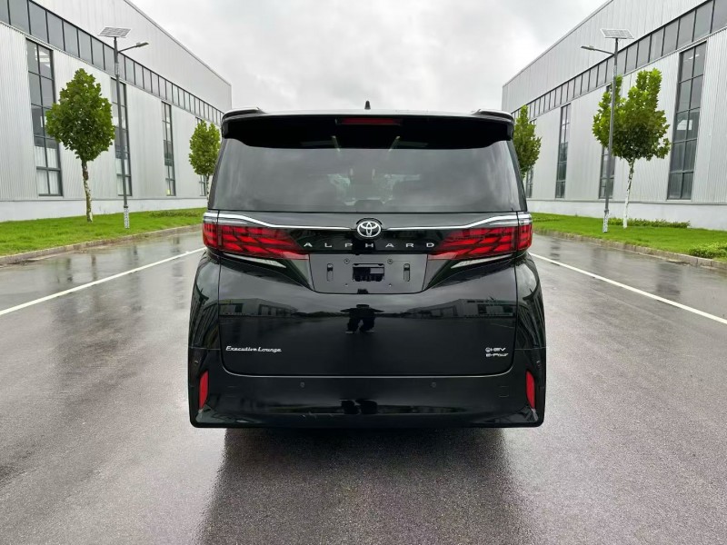 徐州25年丰田埃尔法9