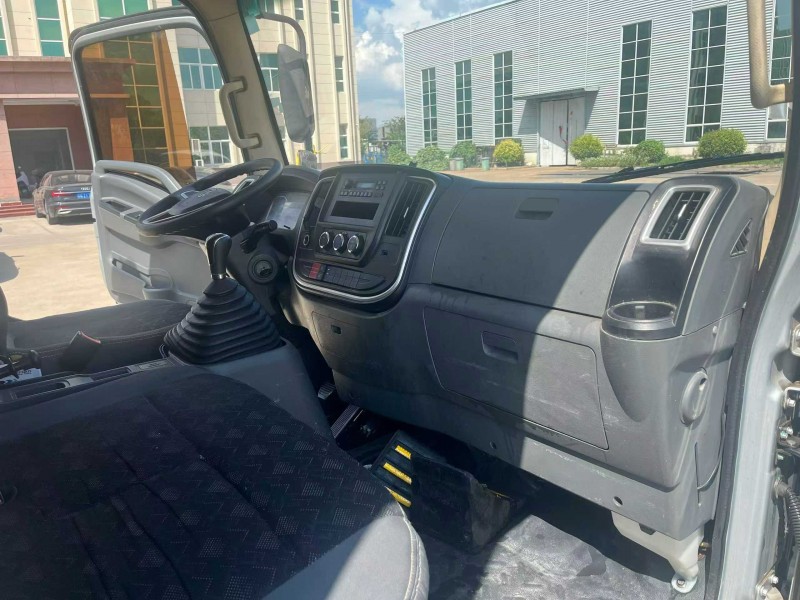 宿迁22年陕汽德龙5