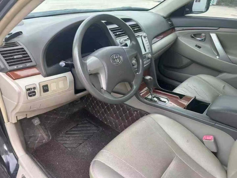 宿迁15年丰田凯美瑞4