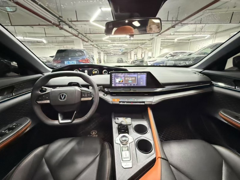 广州22年长安汽车UNI7