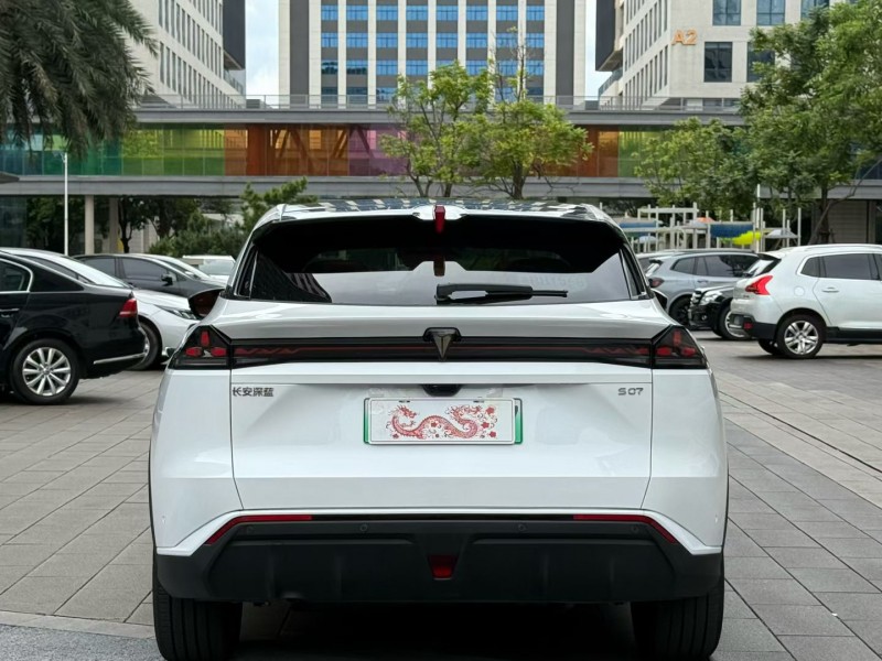 佛山25年长安汽车深蓝8