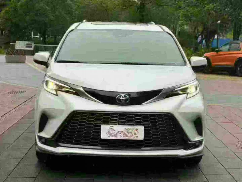 佛山24年丰田格瑞维亚1