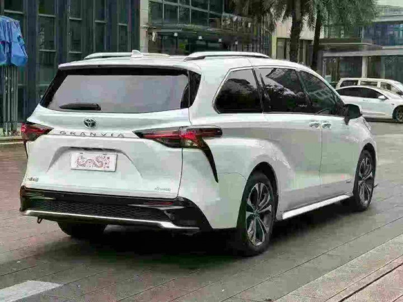 佛山24年丰田格瑞维亚8