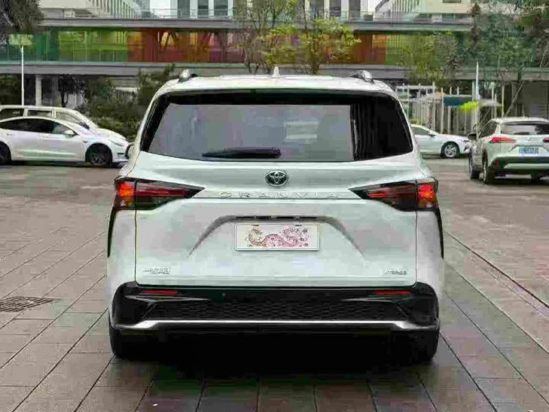 佛山24年丰田格瑞维亚9