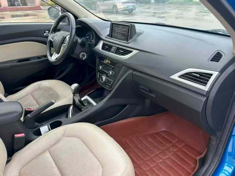 宿迁15年长安汽车悦翔5