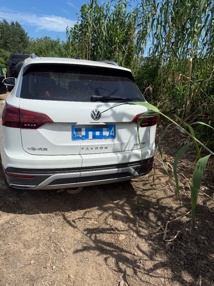 鄂州22年大众探岳6