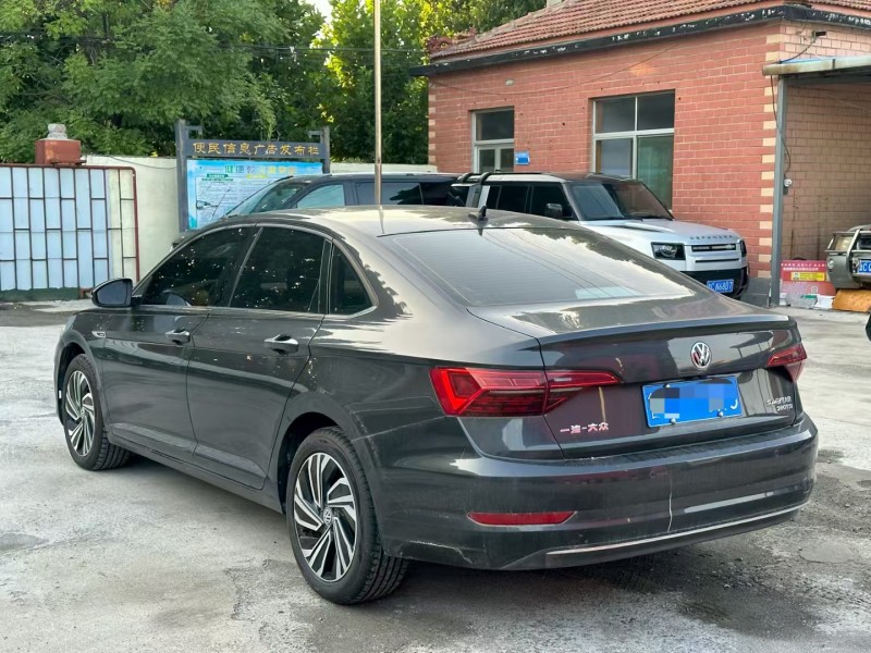 淄博21年大众速腾8