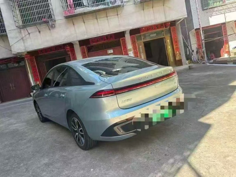 新余25年荣威D65