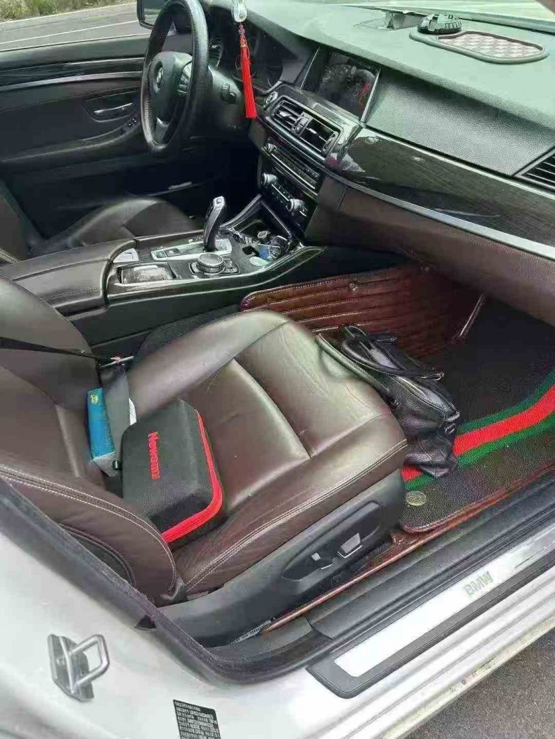 济宁16年宝马5系5