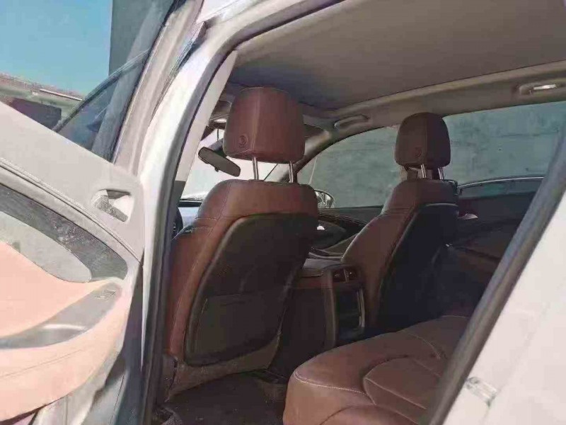 郑州20年别克昂科威5