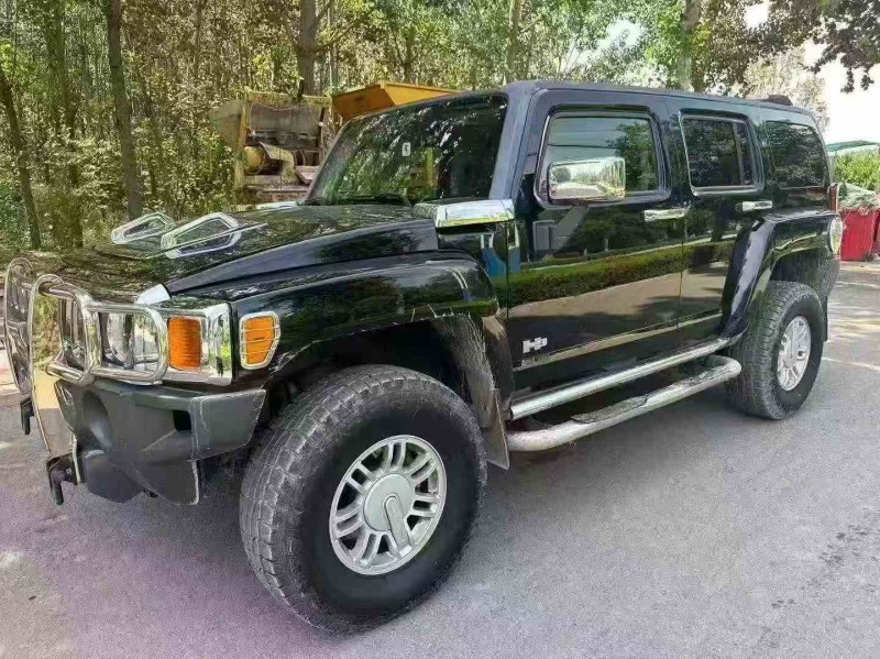 济南12年悍马H32